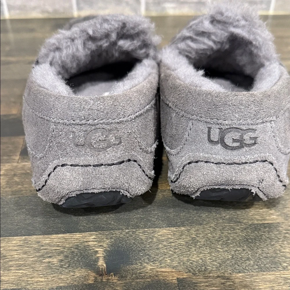 UGG ASCOT loafer style
